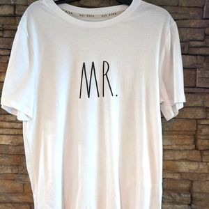💚💚 Rae Dunn MR. T-shirt